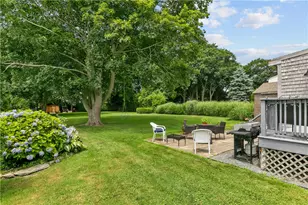 129 Bliss Mine Rd, Newport, RI 02840 - Photo 32