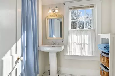 100 Coggeshall Avenue, Newport, RI 02840 - Photo 26