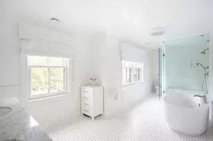 78 Rhode Island Ave, Newport, RI 02840 - Photo 12