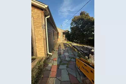 8 Campion Avenue, Tiverton, RI 02878 - Photo 4