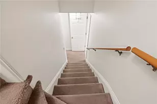 173 Congdon St, Providence, RI 02906 - Photo 16