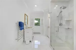 553 Bellevue Ave, Newport, RI 02840 - Photo 16