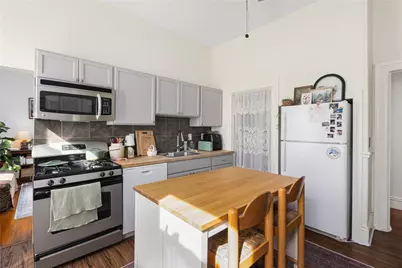 14 Parade Street, Providence, RI 02909 - Photo 10