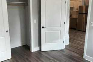 18 Spruce St, Providence, RI 02903 - Photo 16