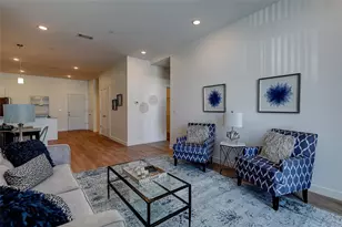 30 Veterans Memorial Pkwy, East Providence, RI 02914 - Photo 16