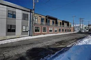 30 Veterans Memorial Pkwy, East Providence, RI 02914 - Photo 2