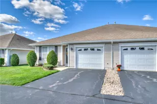 1901 Village Green Cir, Coventry, RI 02816 - Photo 34