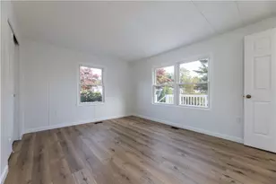 108 Little Pond Rd, South Kingstown, RI 02879 - Photo 28