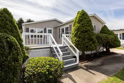 108 Little Pond Road, South Kingstown, RI 02879 - Photo 2