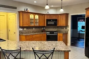 10 Essex St, Douglas, MA 01516 - Photo 12