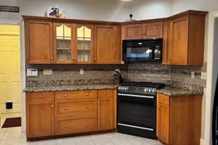 10 Essex St, Douglas, MA 01516 - Photo 4