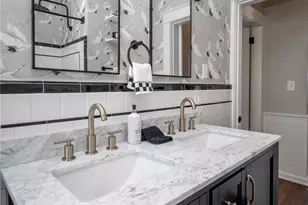 26 Vernon Ave, Newport, RI 02840 - Photo 26