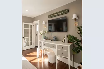 26 Vernon Avenue, Newport, RI 02840 - Photo 10