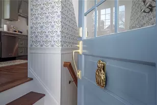 26 Vernon Ave, Newport, RI 02840 - Photo 36