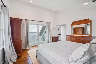 90 Macomber Lane, Portsmouth, RI 02871 - Photo 18