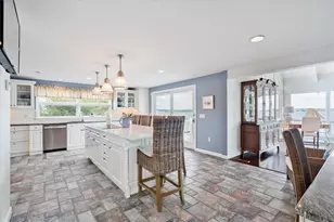 90 Macomber Ln, Portsmouth, RI 02871 - Photo 10