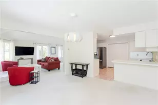 112 Harrison Ave, Newport, RI 02840 - Photo 32