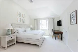 112 Harrison Ave, Newport, RI 02840 - Photo 20