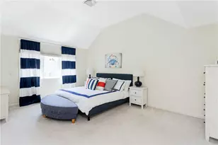 112 Harrison Ave, Newport, RI 02840 - Photo 42