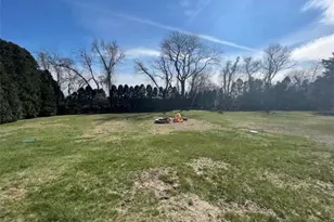 45 Ethel Dr, Portsmouth, RI 02871 - Photo 10