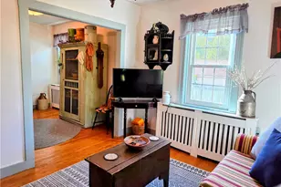 132 Prospect Hill Ave, West Warwick, RI 02893 - Photo 18