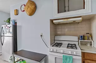 410 Pawtucket Ave, Pawtucket, RI 02860 - Photo 10