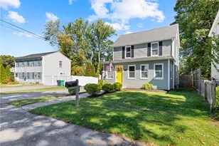 94 Holmes Ave, Warwick, RI 02886 - Photo 24