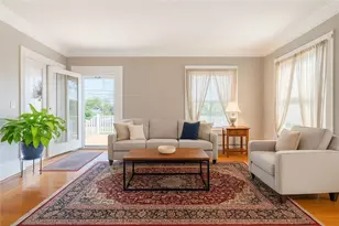 1291 Narragansett Blvd, Cranston, RI 02905 - Photo 2