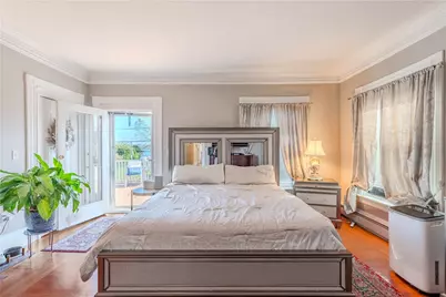 1291 Narragansett Boulevard #4, Cranston, RI 02905 - Photo 4