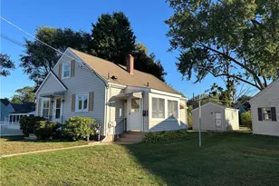 75 Kelly St, Lincoln, RI 02865 - Photo 2