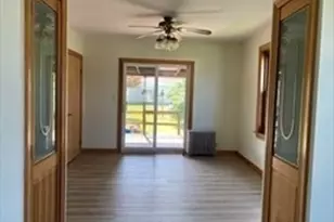 77 Manistee St, Pawtucket, RI 02761 - Photo 2