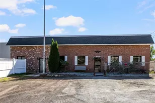 30 Starr St, Johnston, RI 02919 - Photo 4