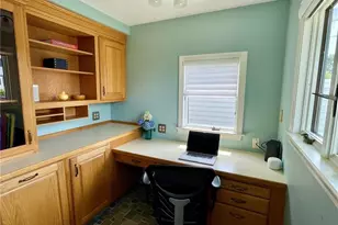 57 Green St, Portsmouth, RI 02871 - Photo 4