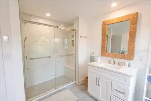 29 Fenner Ave, Newport, RI 02840 - Photo 32