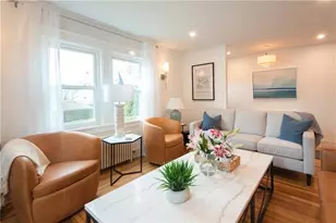 29 Fenner Ave, Newport, RI 02840 - Photo 2