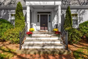 260 Bowen St, Providence, RI 02906 - Photo 4