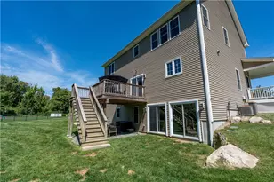 59 Camden Ln, Cranston, RI 02921 - Photo 44