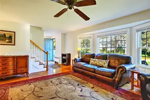 20 Townsend St, Barrington, RI 02806 - Photo 4