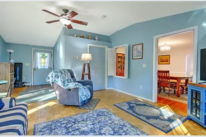 20 Townsend Street, Barrington, RI 02806 - Photo 10