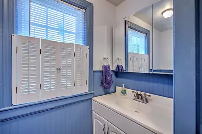 20 Townsend Street, Barrington, RI 02806 - Photo 16