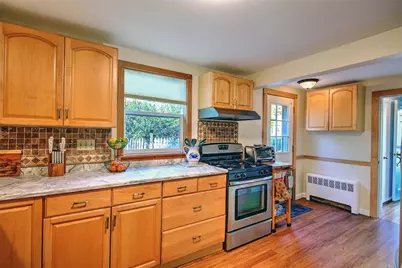 20 Townsend Street, Barrington, RI 02806 - Photo 14