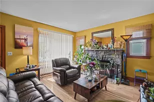 64 Ralph St, Providence, RI 02909 - Photo 4