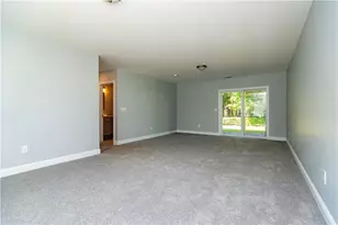 5 June Ct, West Warwick, RI 02816 - Photo 10