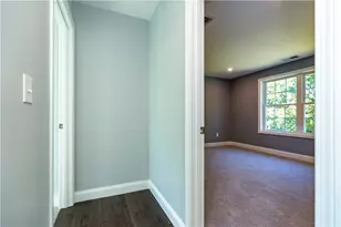 5 June Ct, West Warwick, RI 02816 - Photo 20