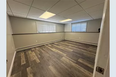 995 Park Avenue, Cranston, RI 02910 - Photo 8
