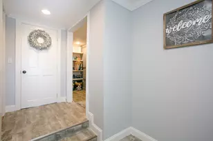 1994 E Main Rd, Portsmouth, RI 02871 - Photo 2