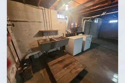 61 Crossland Road, West Warwick, RI 02893 - Photo 24