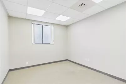 174 Armistice Boulevard, Pawtucket, RI 02860 - Photo 2