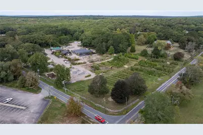 47 Tuckertown Road, South Kingstown, RI 02879 - Photo 2