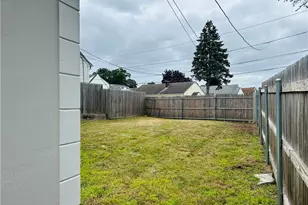 1 Oliver St, North Providence, RI 02904 - Photo 20